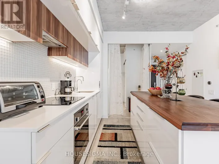 1201 - 185 ROEHAMPTON AVENUE, Toronto