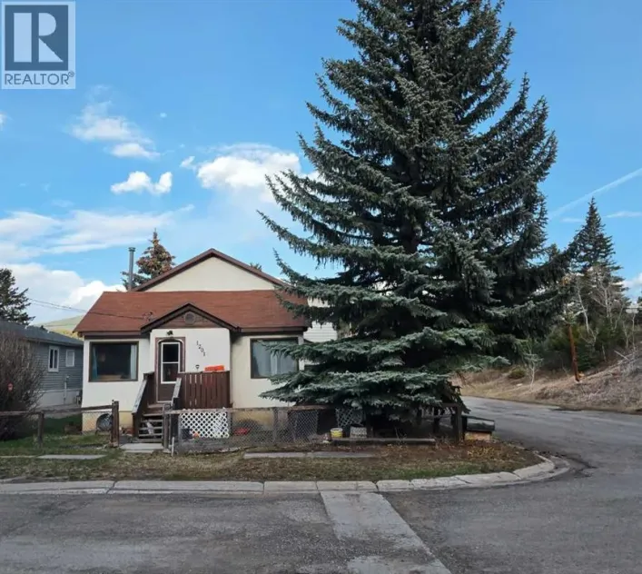1201 83 Street, Coleman