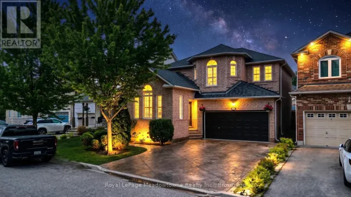 1201 FOX CRESCENT, Milton
