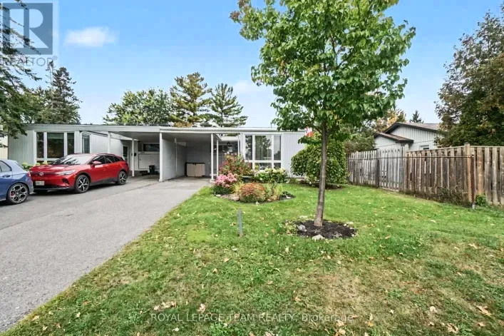 1201 MEADOWLANDS DRIVE E, Ottawa