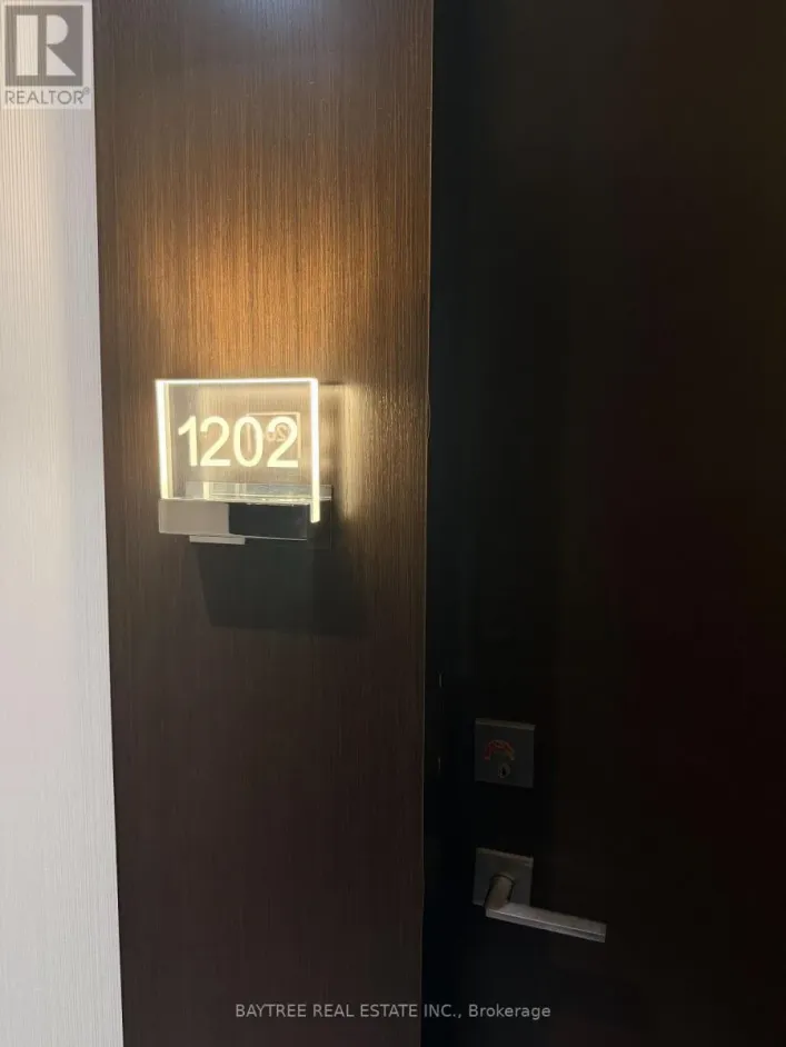 1202 - 2221 YONGE STREET, Toronto