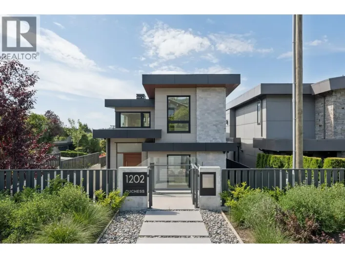 1202 DUCHESS AVENUE, West Vancouver
