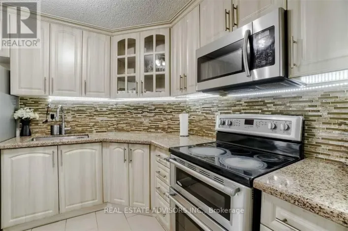 1203 - 41 MARKBROOK LANE, Toronto