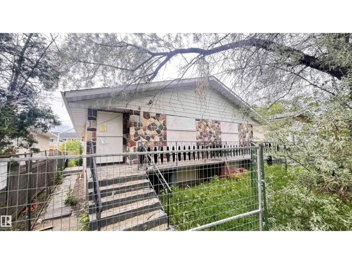 Duplex for sale: 12036 81 ST NW, Edmonton
