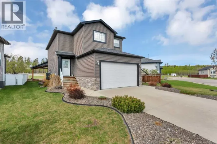 1204 1 Street NE, Sundre