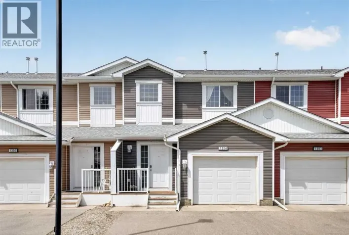 1204, 800 Yankee Valley Boulevard SE, Airdrie