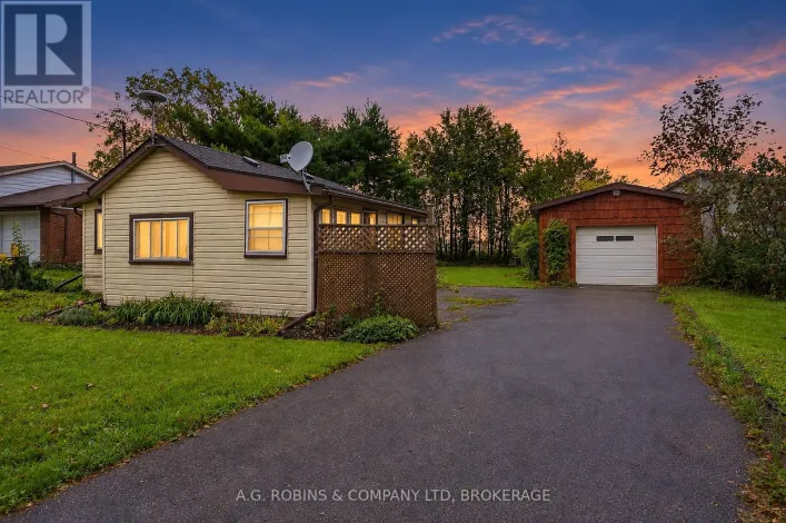 12040 LAKESHORE ROAD, Wainfleet