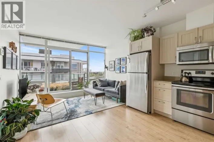 1205, 10 Brentwood Common NW, Calgary