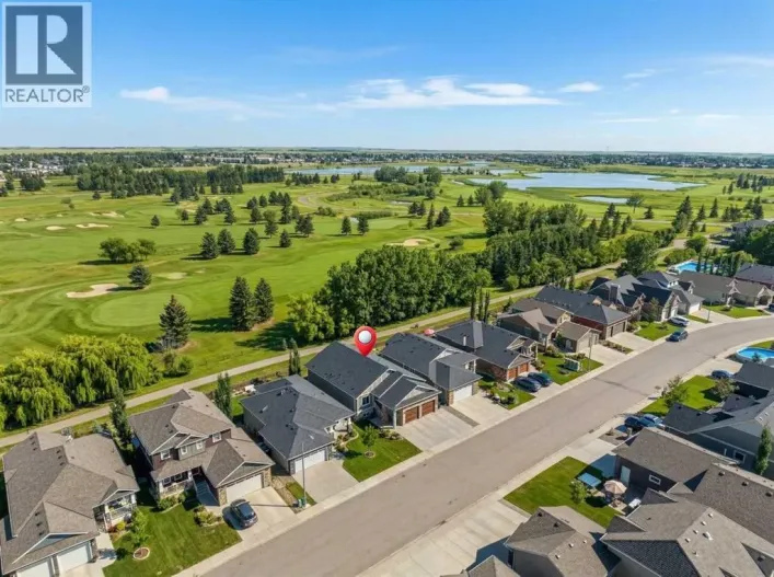 1205 Hillcrest Manor Estates, Strathmore