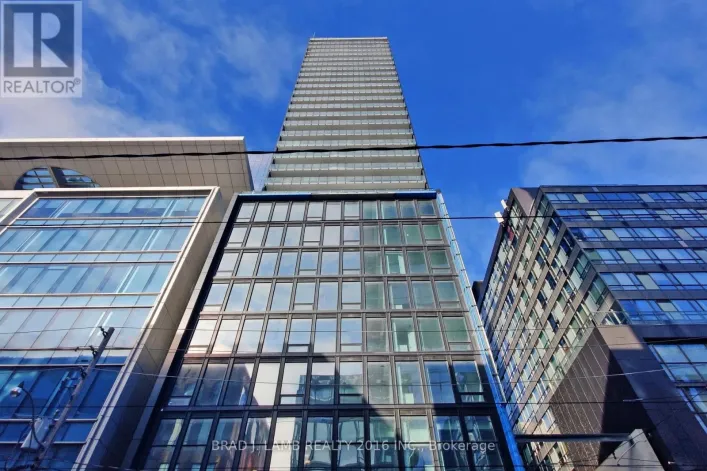 Apartment for rent: 1206 - 284 KING STREET E, Toronto