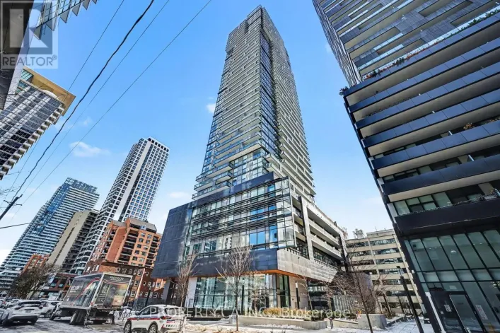 1206 - 39 ROEHAMPTON AVENUE, Toronto