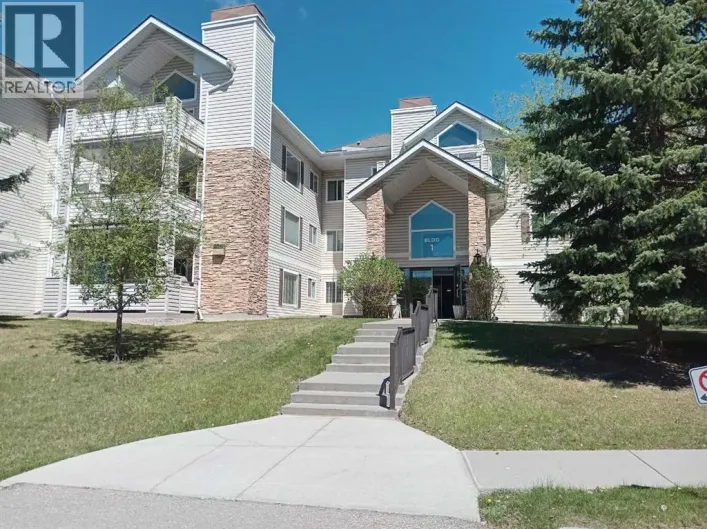1207, 7451 Springbank Boulevard SW, Calgary