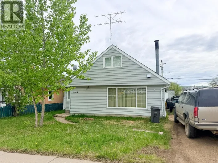 1209 104 Avenue, Dawson Creek