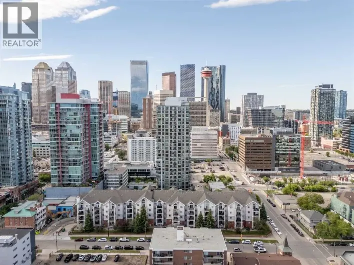 121, 126 14 Avenue SW, Calgary