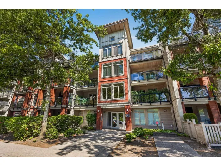 121 15385 101A AVENUE, Surrey