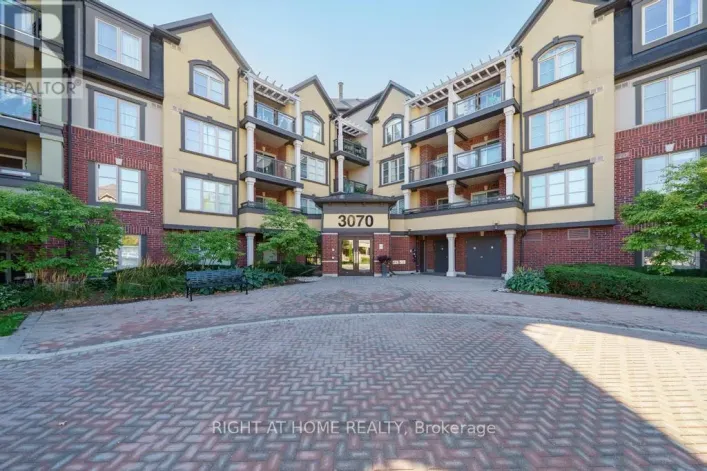 121 - 3070 ROTARY WAY, Burlington