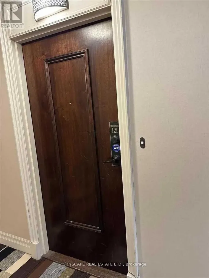 121 - 383 PRINCE OF WALES DRIVE, Mississauga