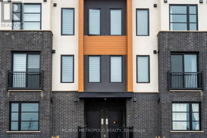 121 - 3900 SAVOY STREET, London South