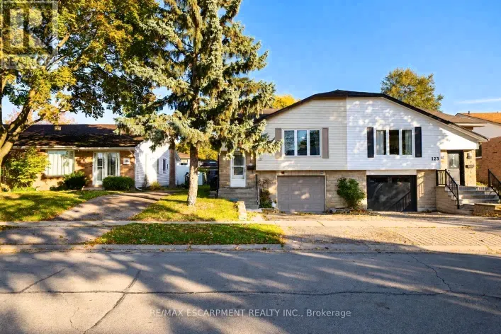 121 ASHGROVE AVENUE, Brantford