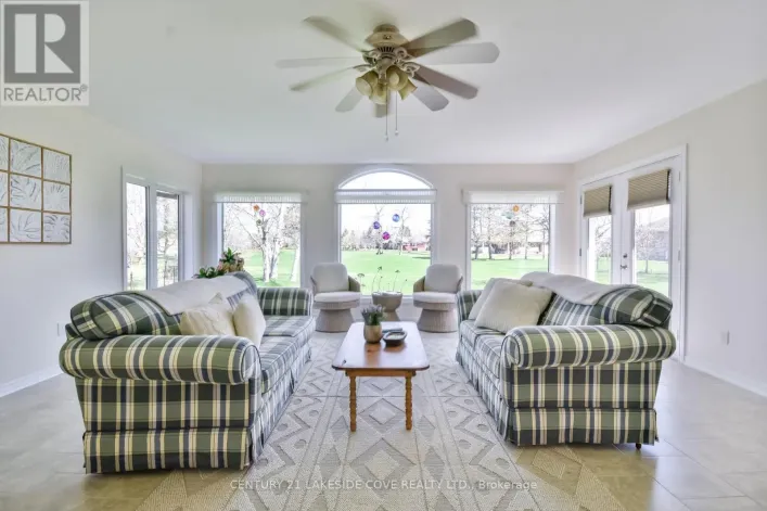 121 BAYSHORE DRIVE, Ramara