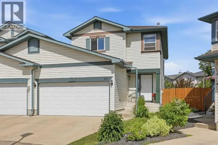 121 Canoe Square SW, Airdrie