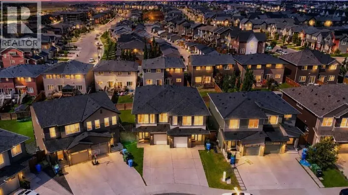 121 Carringvue Park NW, Calgary