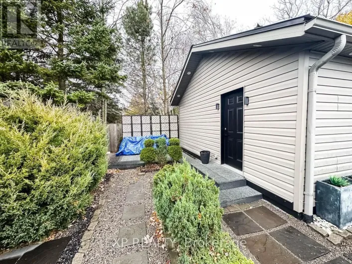 121 CEDAR STREET, Brighton