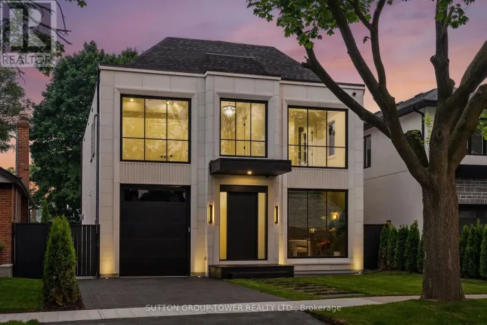 121 EDGECROFT ROAD, Toronto