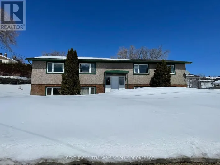 121 ELM AVENUE, Temiskaming Shores