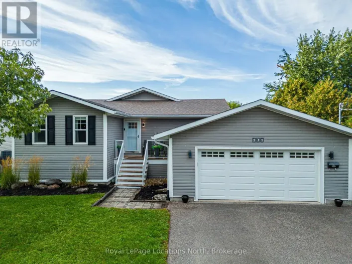 121 ERIE STREET, Collingwood