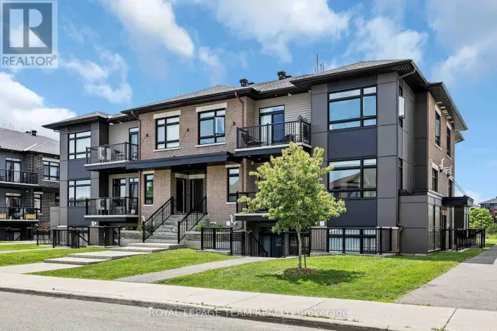 121 FAIRWEATHER STREET, Ottawa