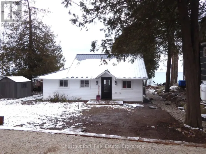121 KIOWANA BEACH ROAD, Meaford