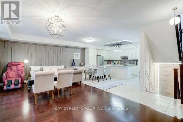 121 LUZON AVENUE, Markham