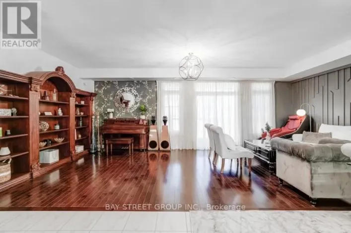 121 LUZON AVENUE, Markham