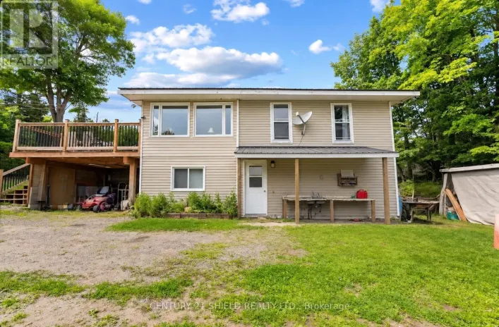 121 MAPLE DRIVE, South Algonquin