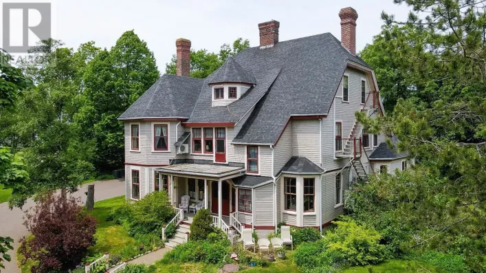 121 North River Road, Charlottetown