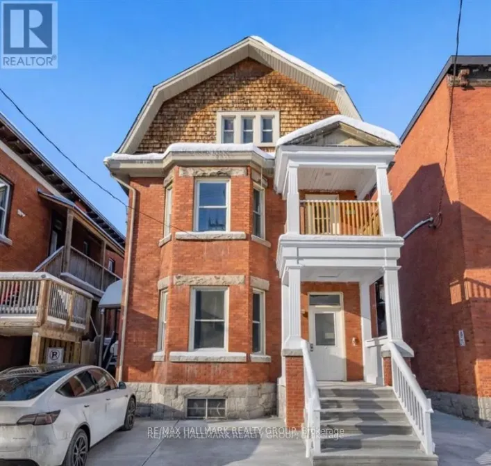 121 OSGOODE STREET, Ottawa