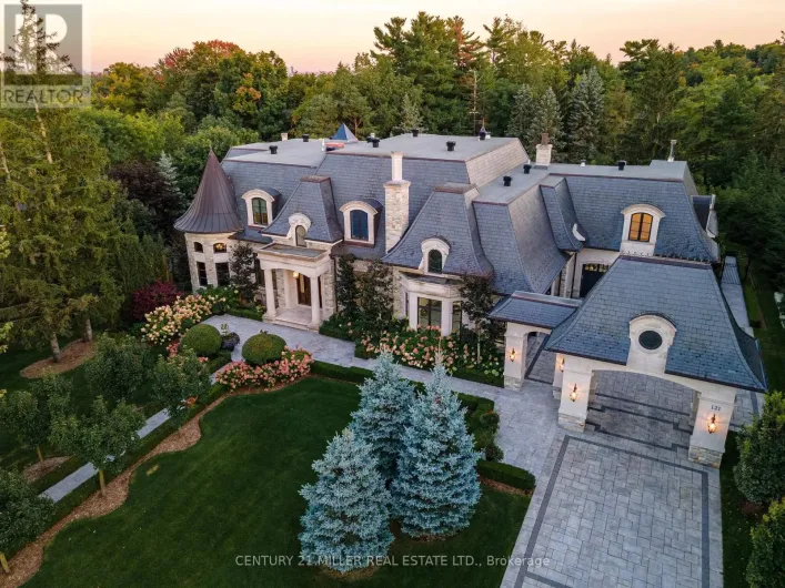 121 REBECCA COURT, Vaughan