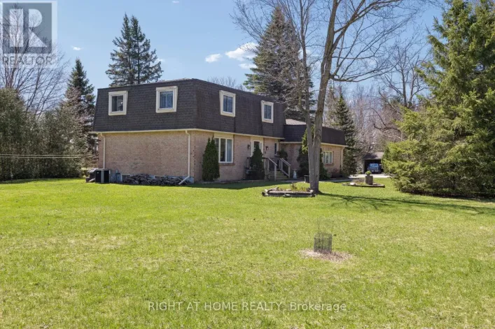 121 ROBMAR CRESCENT, Kawartha Lakes