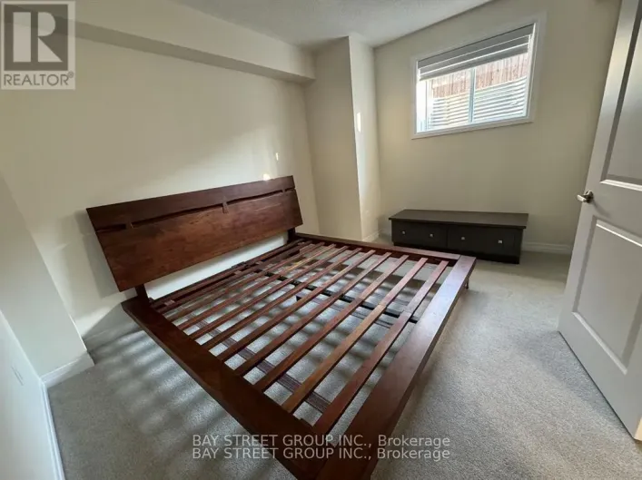121 SETTLERS ROAD E, Oakville