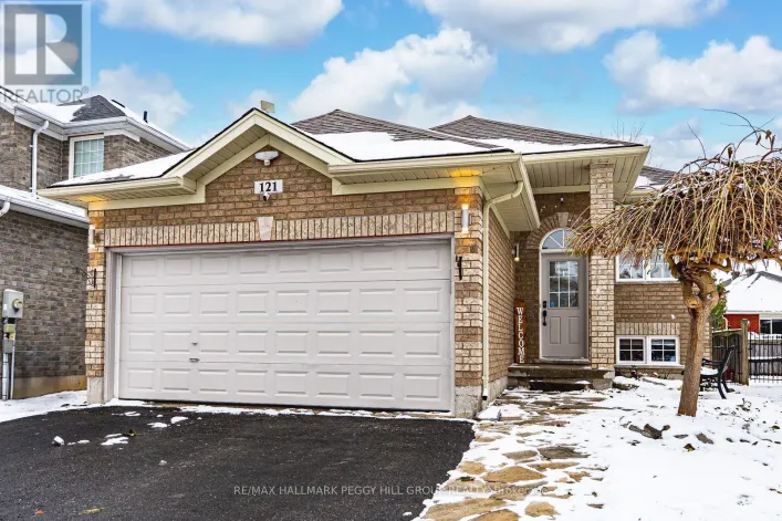 121 SOVEREIGN'S GATE, Barrie