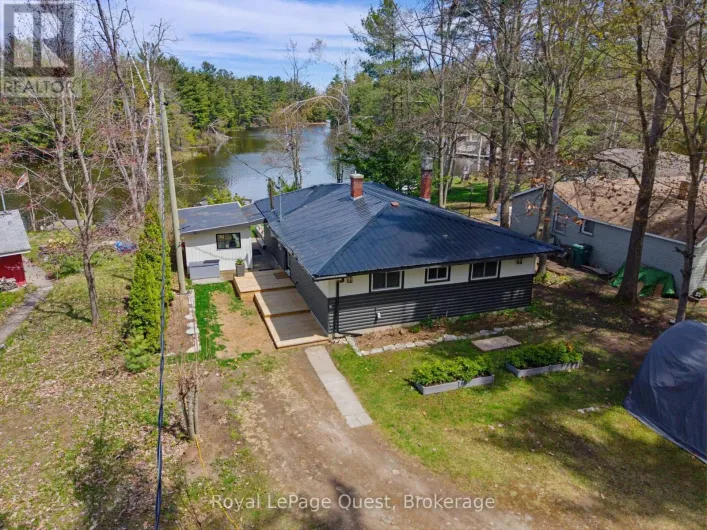 121 STANLEY ROAD, Kawartha Lakes