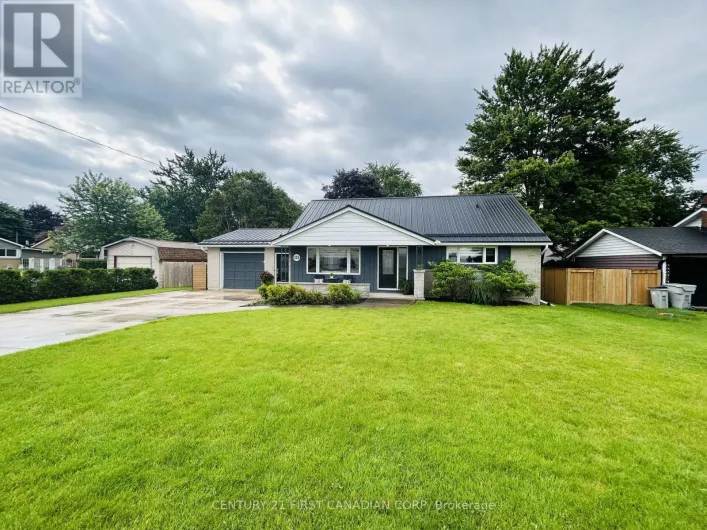 121 WELLINGTON STREET W, South Huron