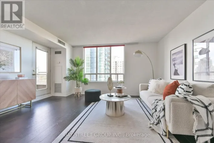 1210 - 260 DORIS AVENUE, Toronto