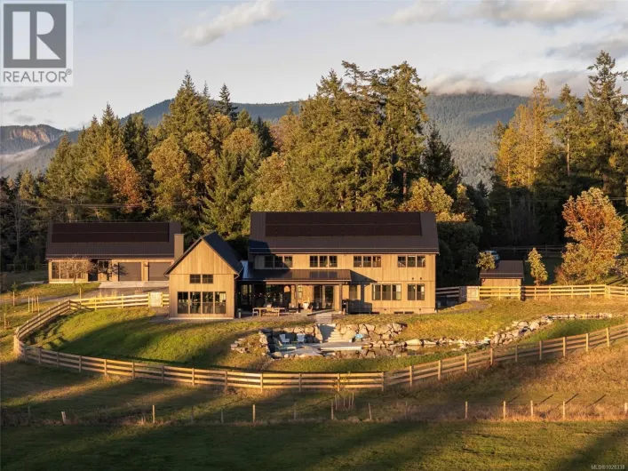 1210 Cherry Point Rd, Cobble Hill