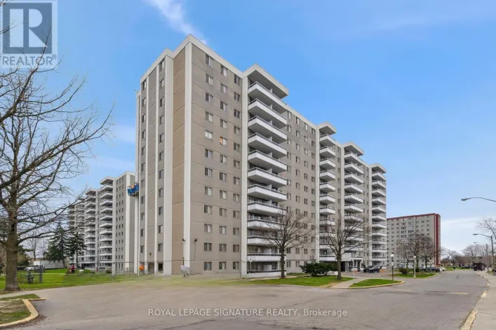 1211 - 200 LOTHERTON PATHWAY, Toronto