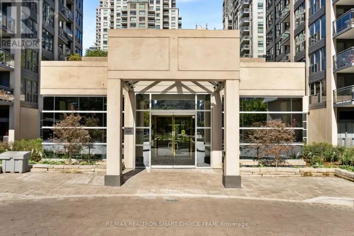 1211 - 28 HOLLYWOOD AVENUE, Toronto