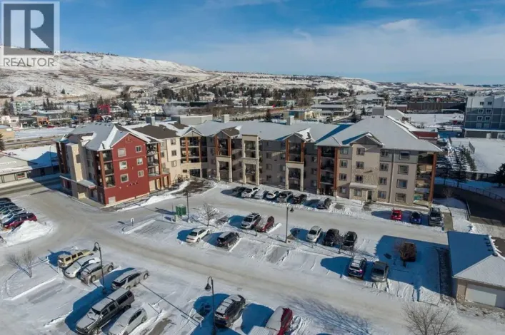 1211, 505 Railway Street W, Cochrane