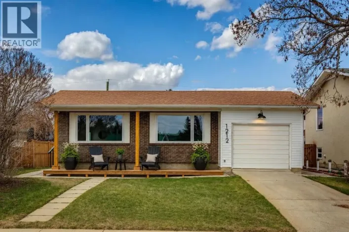 1212 Lake Sylvan Drive SE, Calgary
