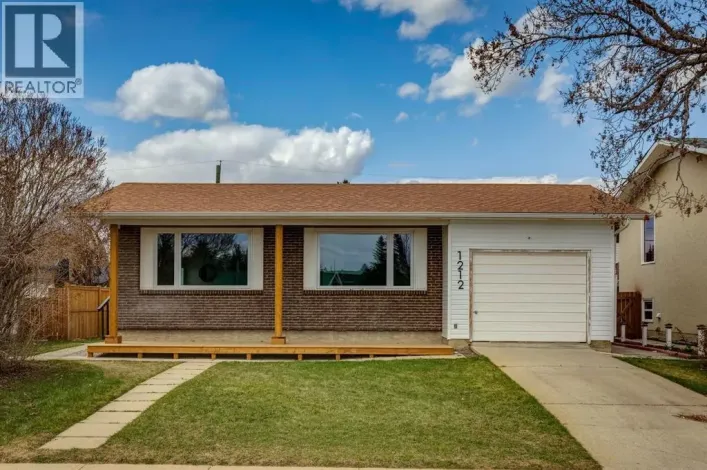 1212 Lake Sylvan Drive SE, Calgary